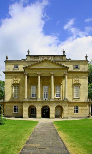 Hop off at Bath attractions with Hop-On Hop-Off bus tours – Discover Bath at your leisure in 2025 Hop off at Bath attractions, museums, and landmarks with a hop-on hop-off bus tour – Convenient stops and sightseeing in 2025